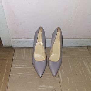 Kate Spade Chic Gray Pointed Heels
